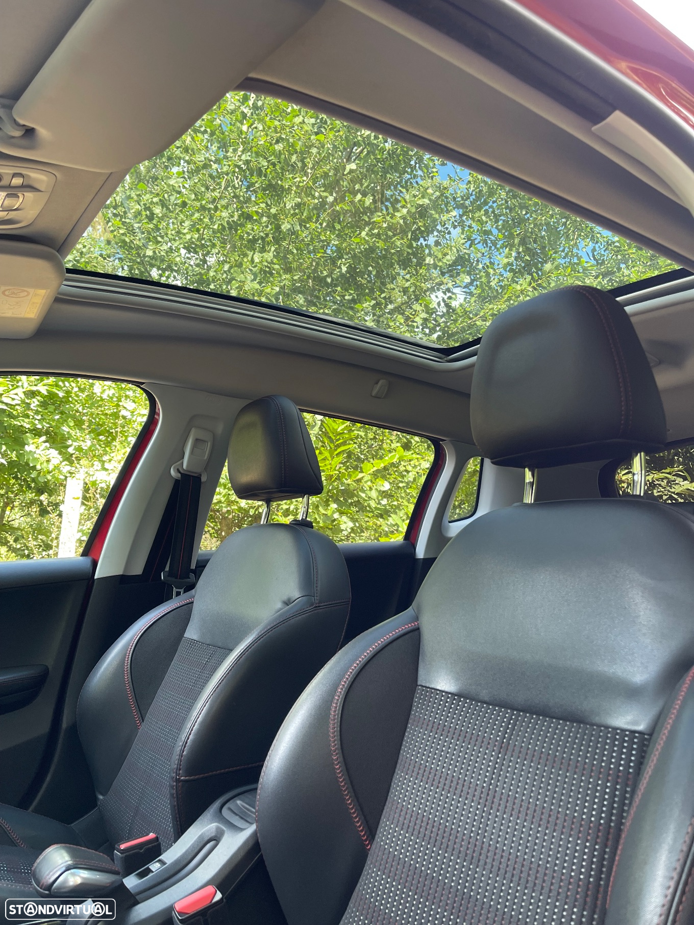 Peugeot 2008 1.6 BlueHDi GT Line - 12