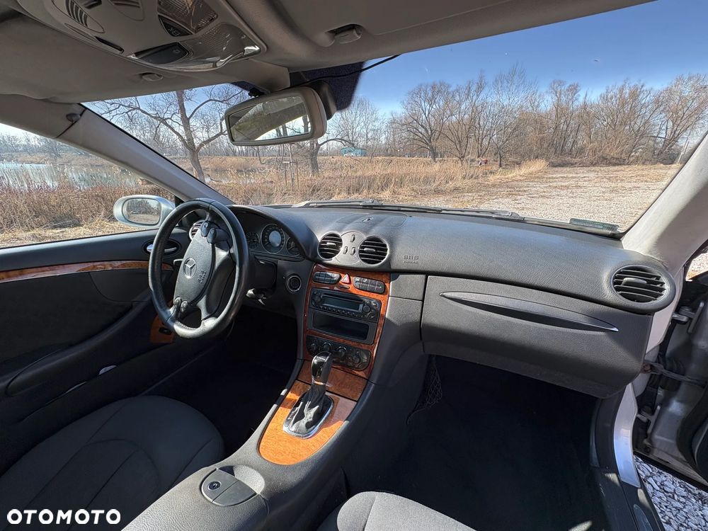 Mercedes-Benz CLK - 7