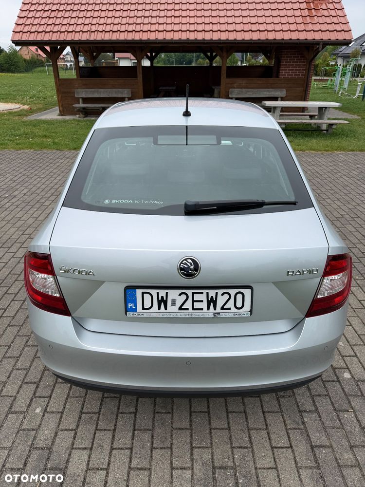 Skoda RAPID - 9