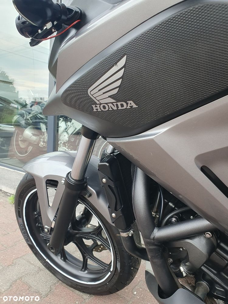 Honda NC - 18