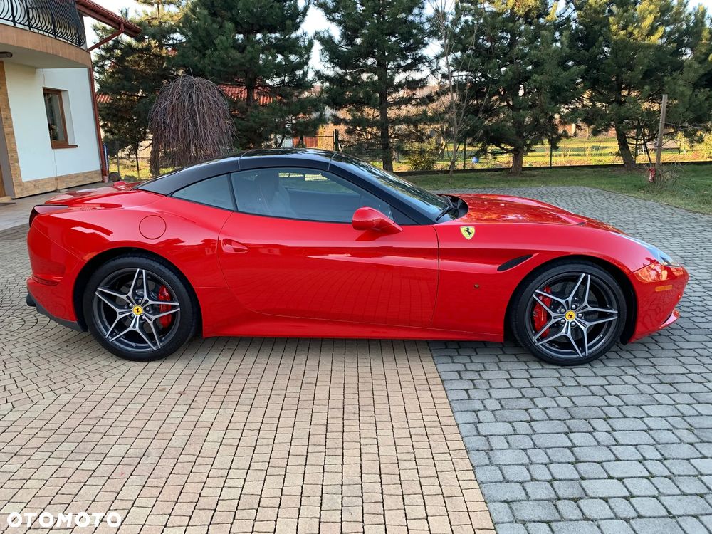 Ferrari California T - 5