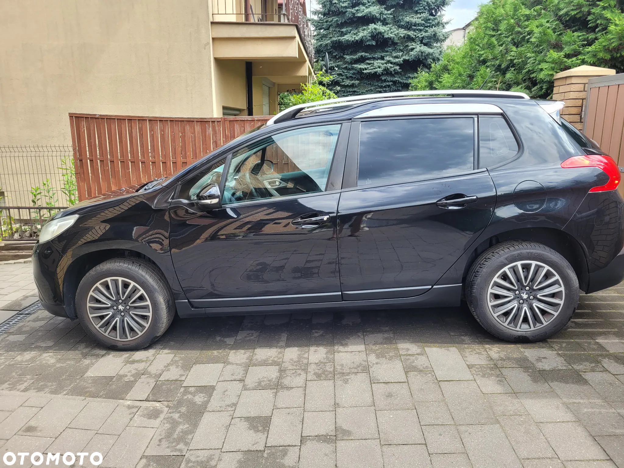 Peugeot 2008 PureTech 82 Access - 6