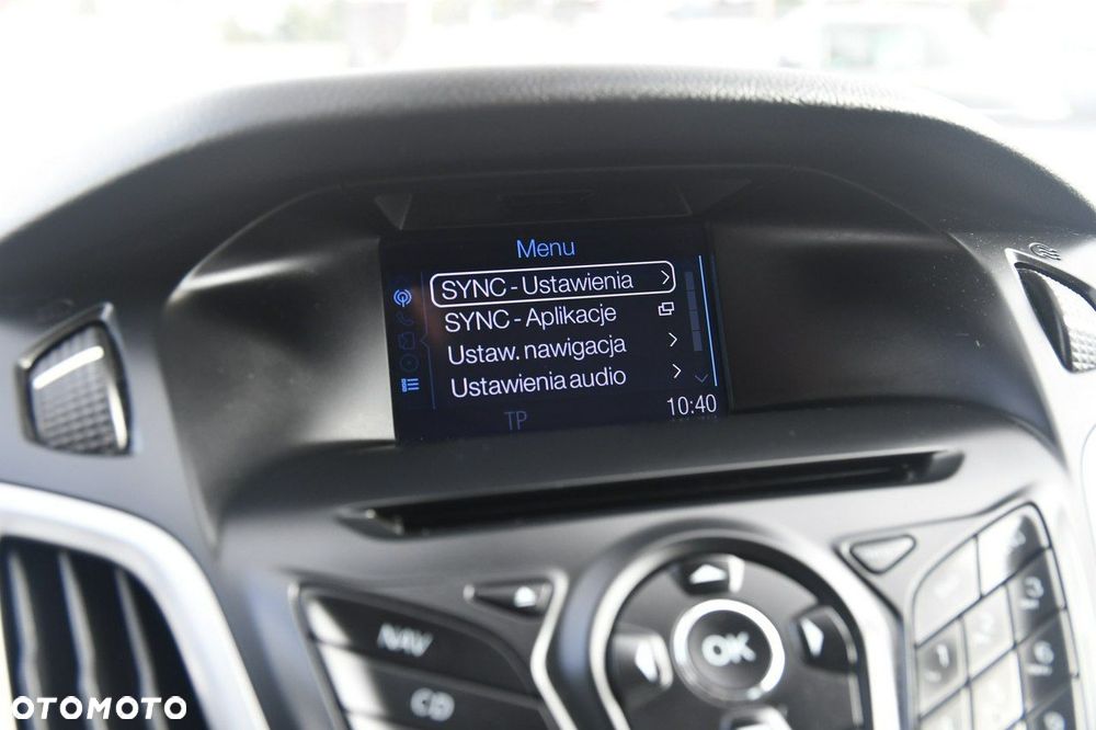 Ford Focus - 32