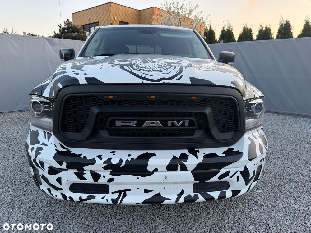 RAM 1500 - 16