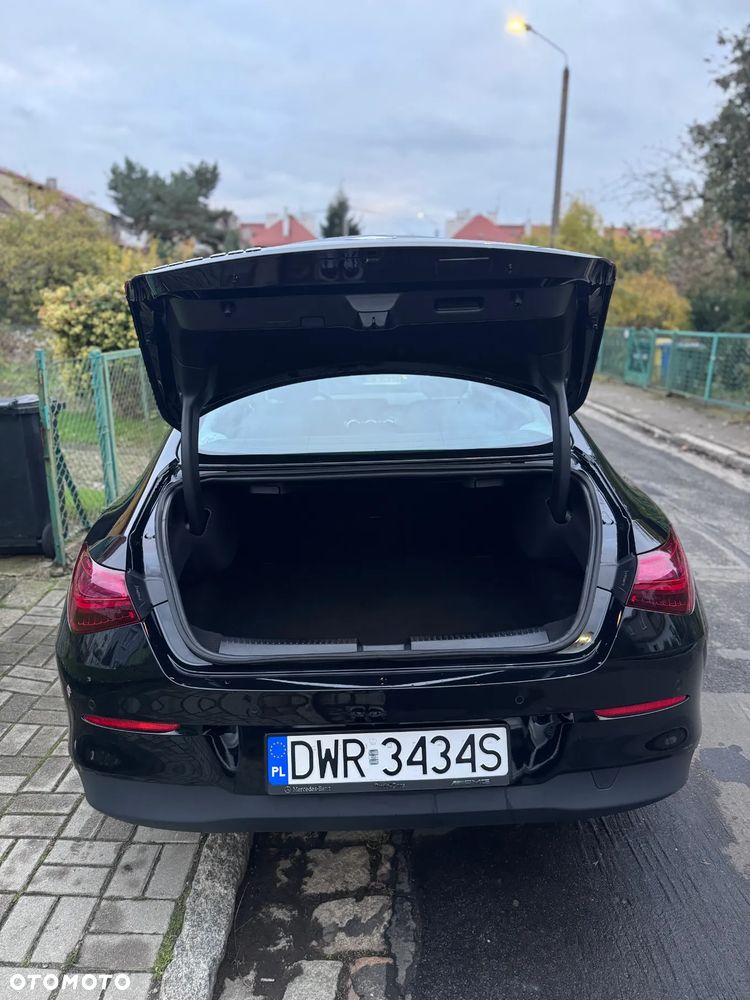 Mercedes-Benz CLA 200 7G-DCT - 8