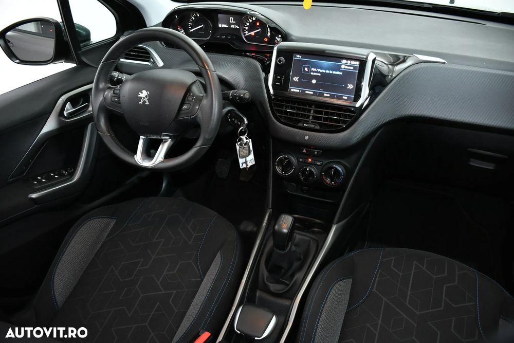 Peugeot 2008 PureTech 82 Active - 4