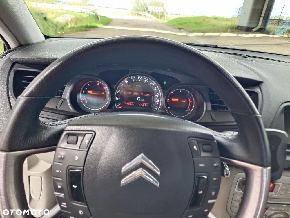 Citroën C5 2.0 HDi Exclusive - 21