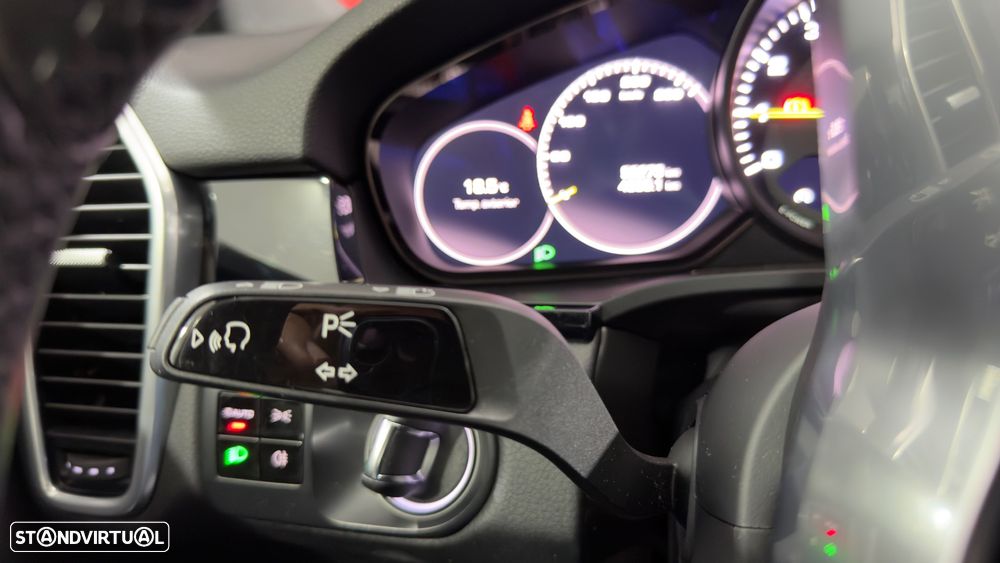 Porsche Cayenne E-Hybrid - 29