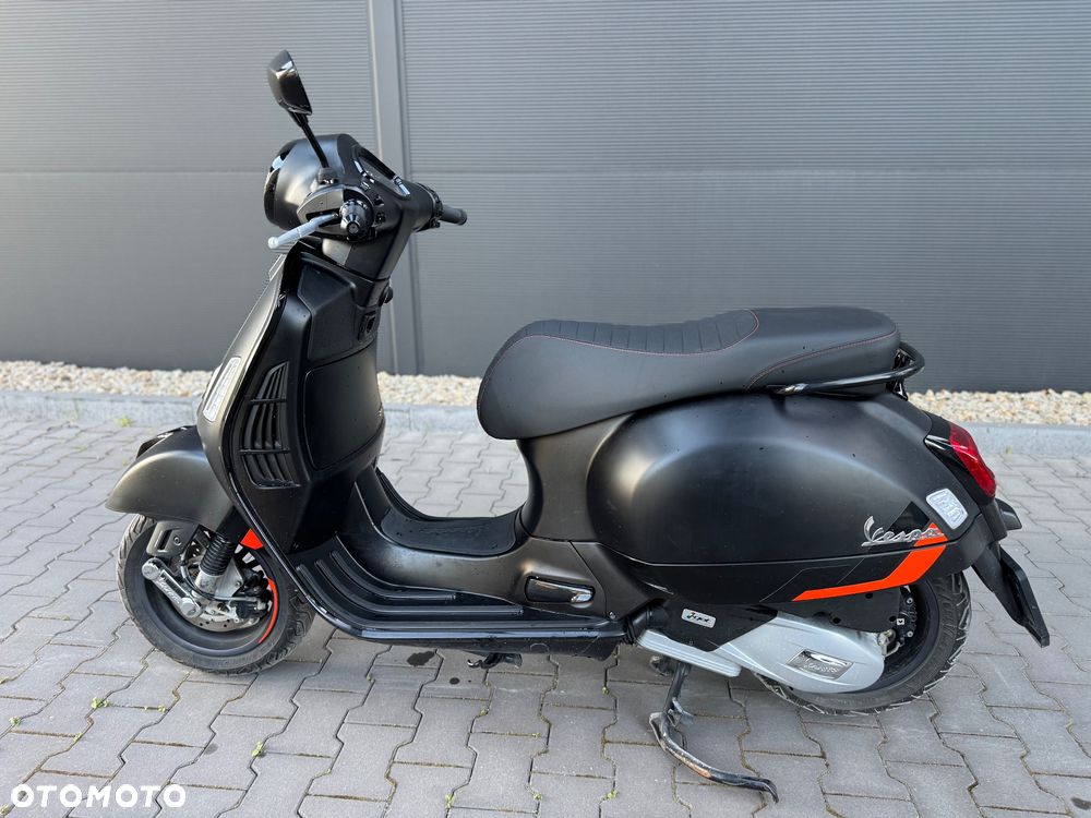 Vespa GTS - 3