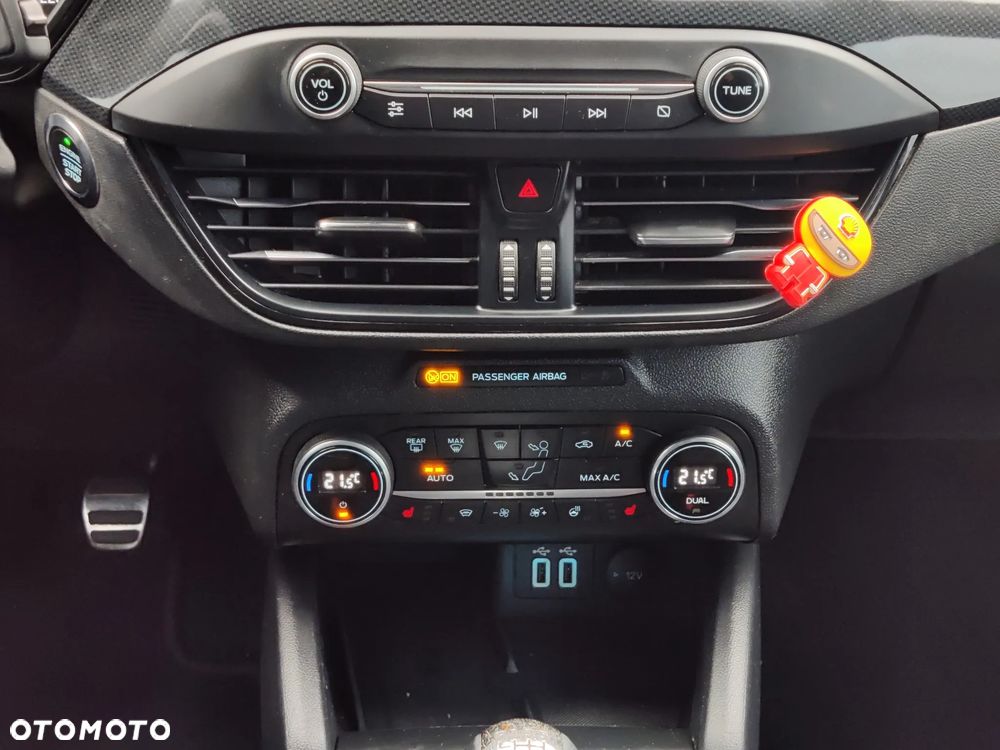 Ford Focus 1.5 EcoBlue Start-Stopp-System ST-LINE - 11