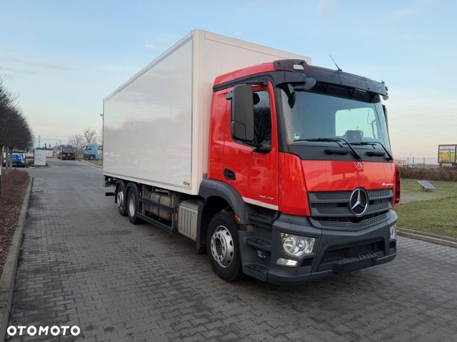 Mercedes-Benz 2540 - 2