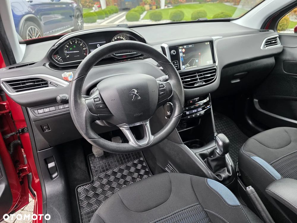 Peugeot 208 1.6 VTi Allure - 21
