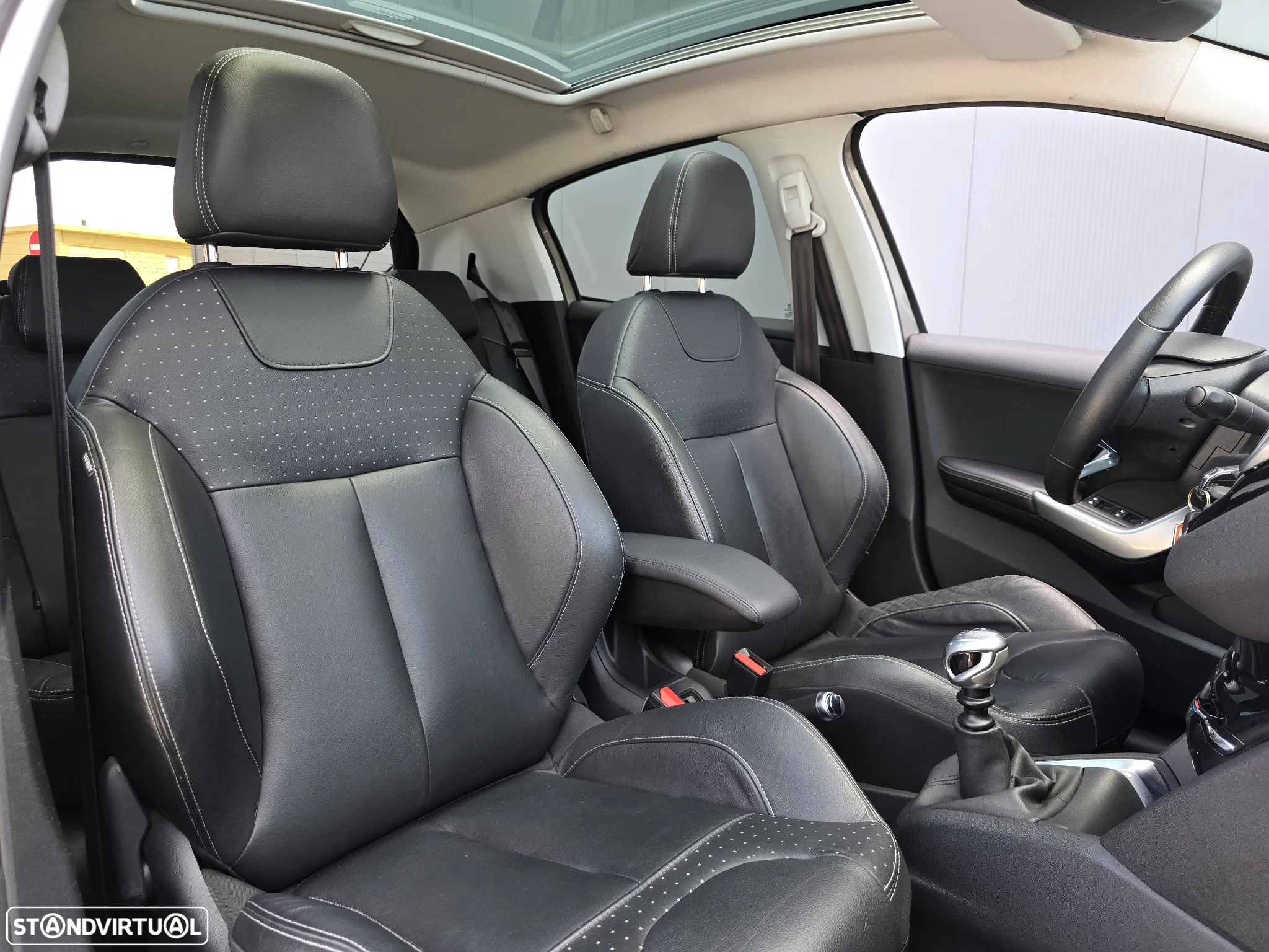 Peugeot 208 1.6 e-HDi Allure - 20