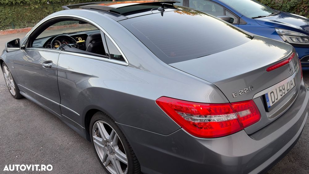 Mercedes-Benz E 220 CDI DPF BlueEFFICIENCY 7G-TRONIC Elegance - 5