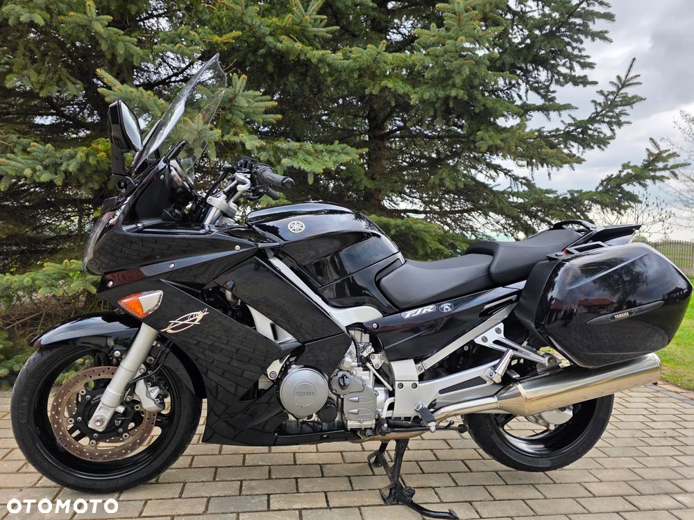 Yamaha FJR - 30
