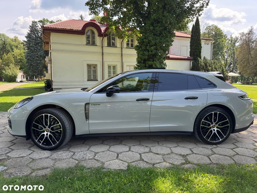 Porsche Panamera 4 E-Hybrid Platinum Edition - 13