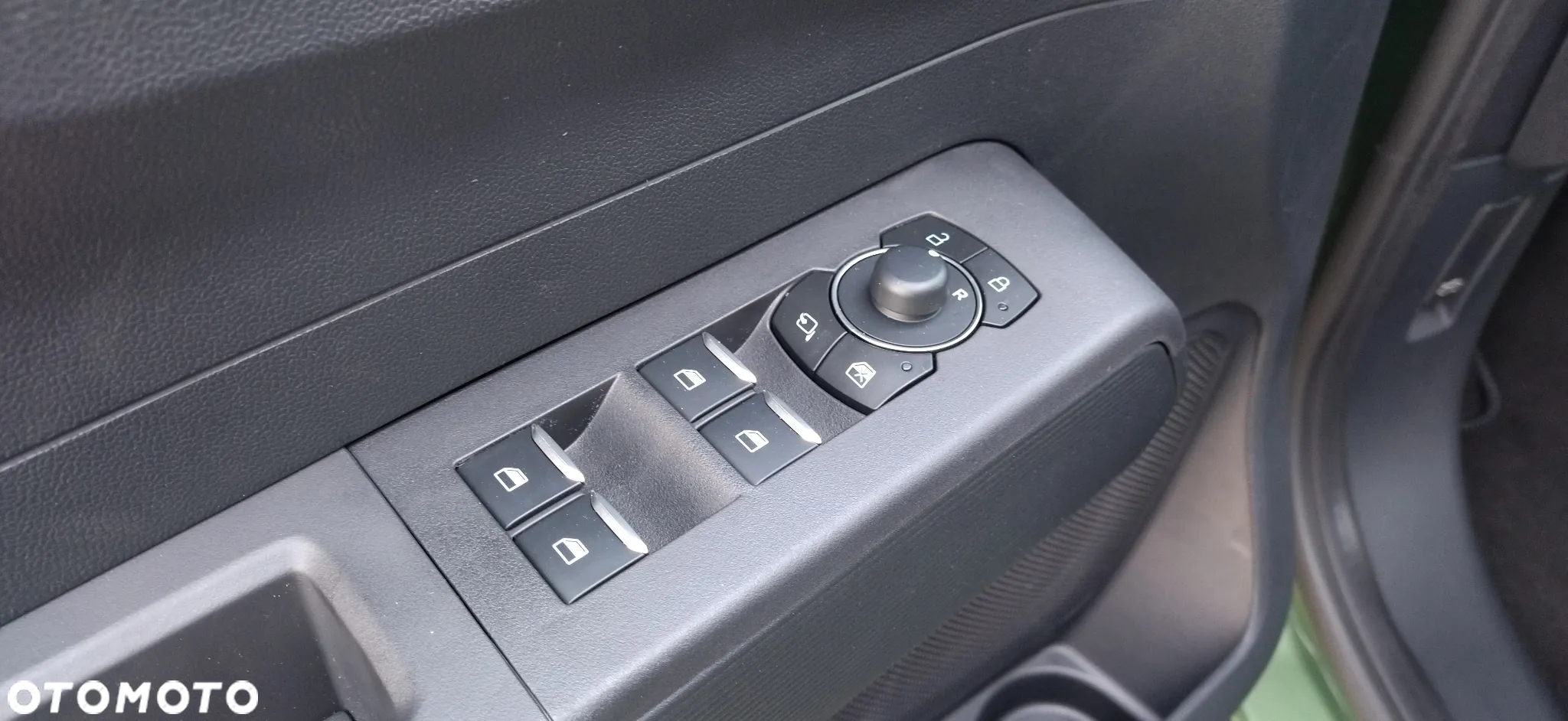 Ford Tourneo Courier - 20