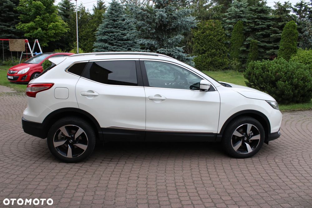 Nissan Qashqai 1.2 DIG-T N-Connecta Xtronic - 9