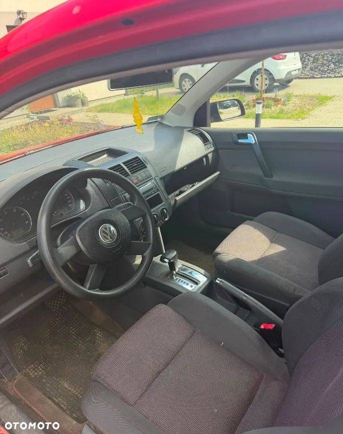 Volkswagen Polo 1.4 16V Comfortline - 5