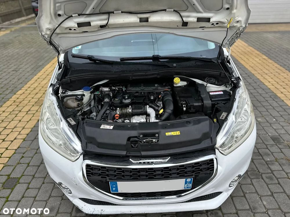 Peugeot 208 e-HDi FAP 92 Stop&Start Allure - 5