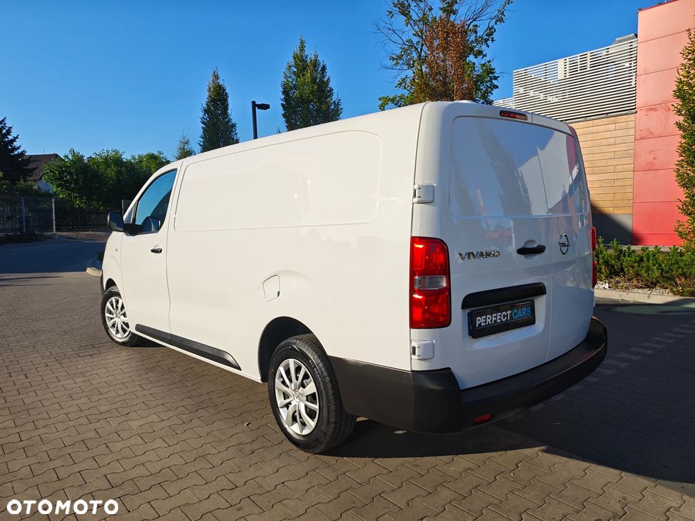 Opel Vivaro - 8
