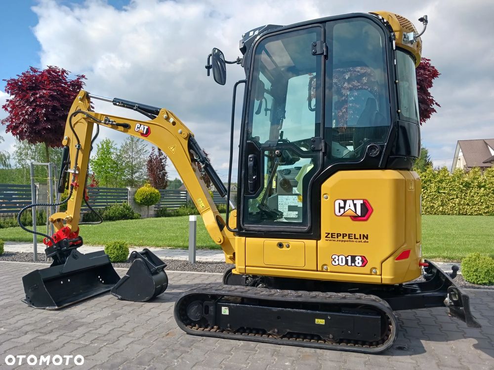 Caterpillar 301.8 - 18
