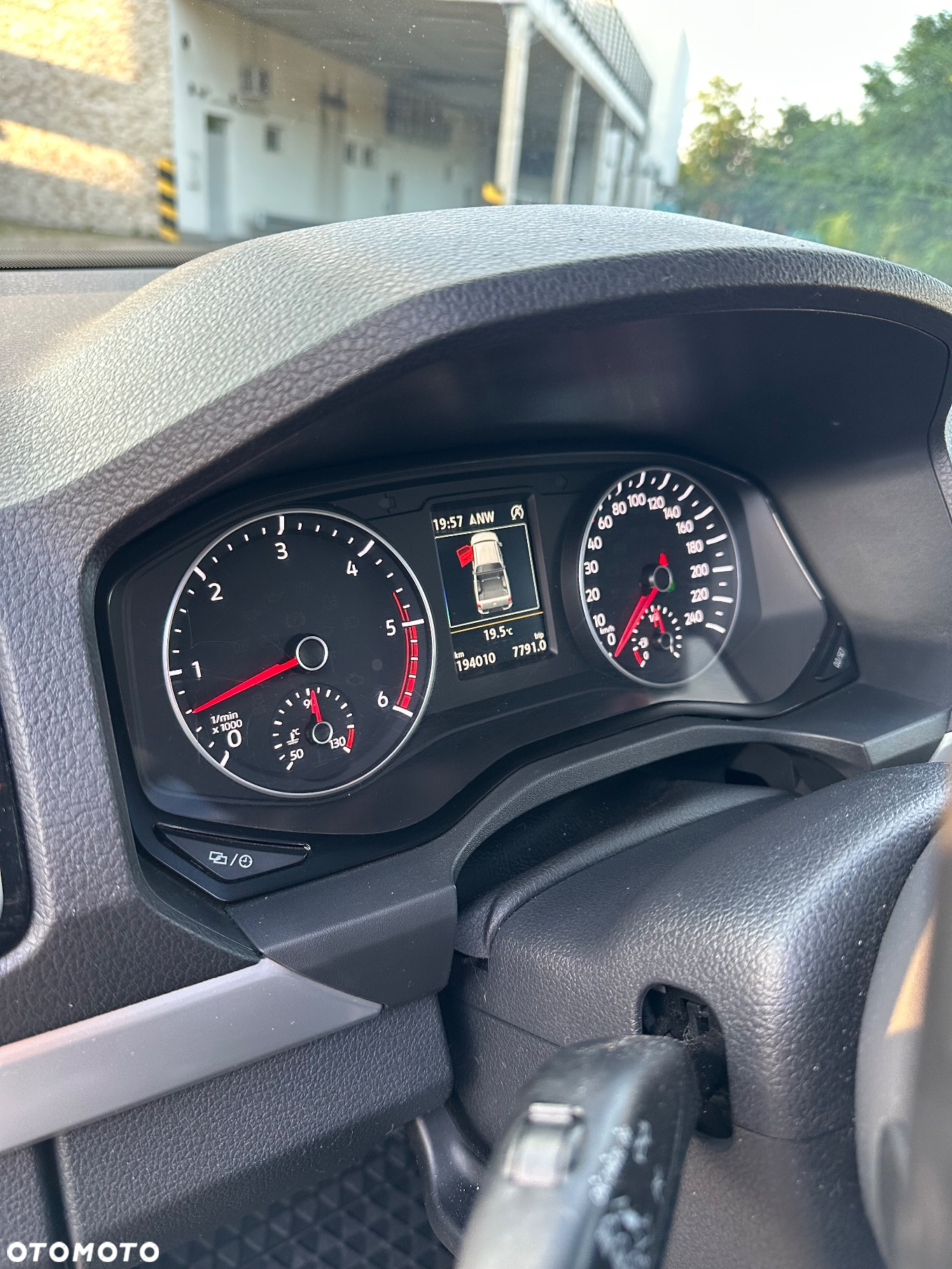 Volkswagen Amarok 3.0 V6 TDI 4Mot Highline - 12