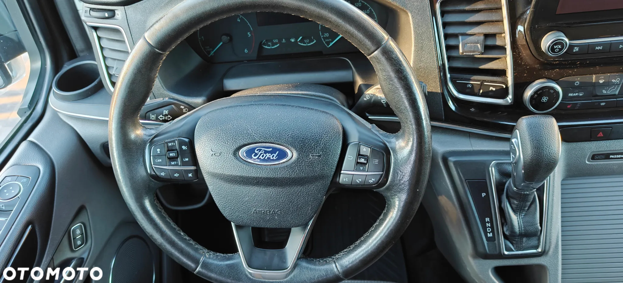 Ford Tourneo Custom 2.0 TDCi L2 Titanium SelectShift - 11