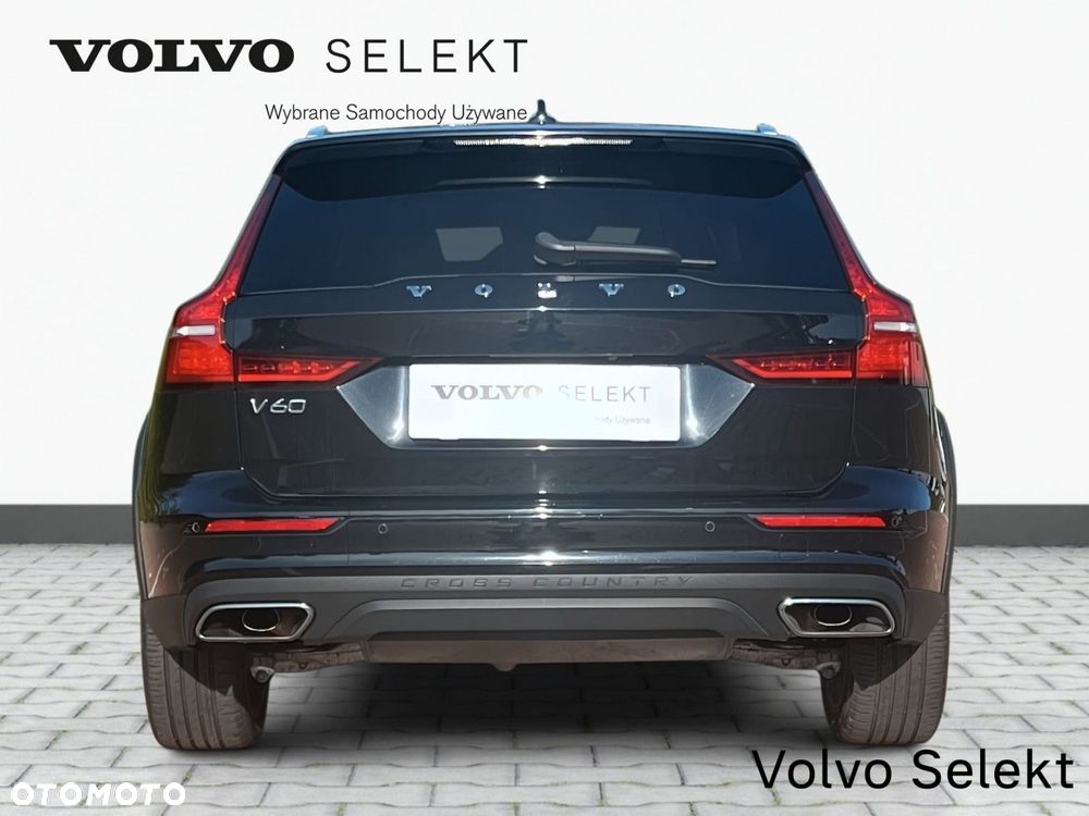 Volvo V60 Cross Country - 7