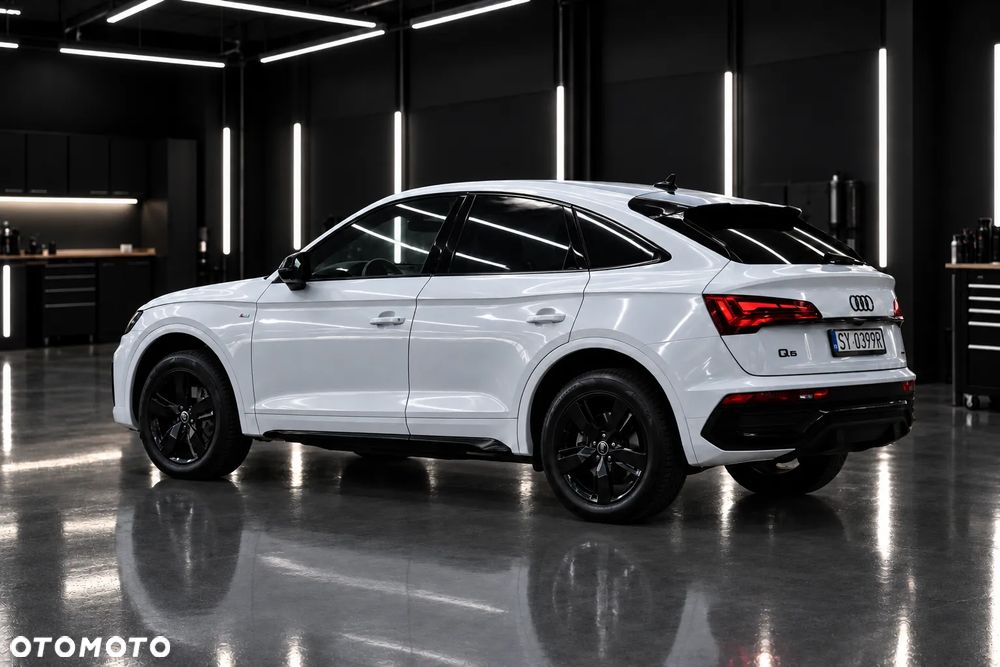 Audi Q5 Sportback 40 TDI quattro S tronic S line - 2