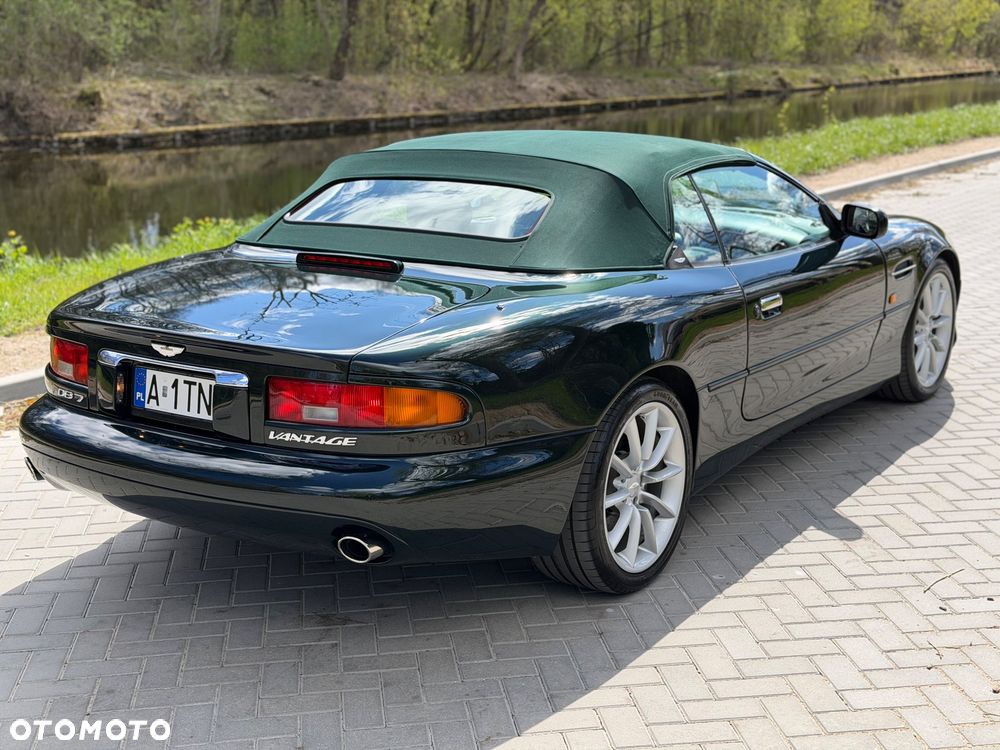 Aston Martin DB7 - 7
