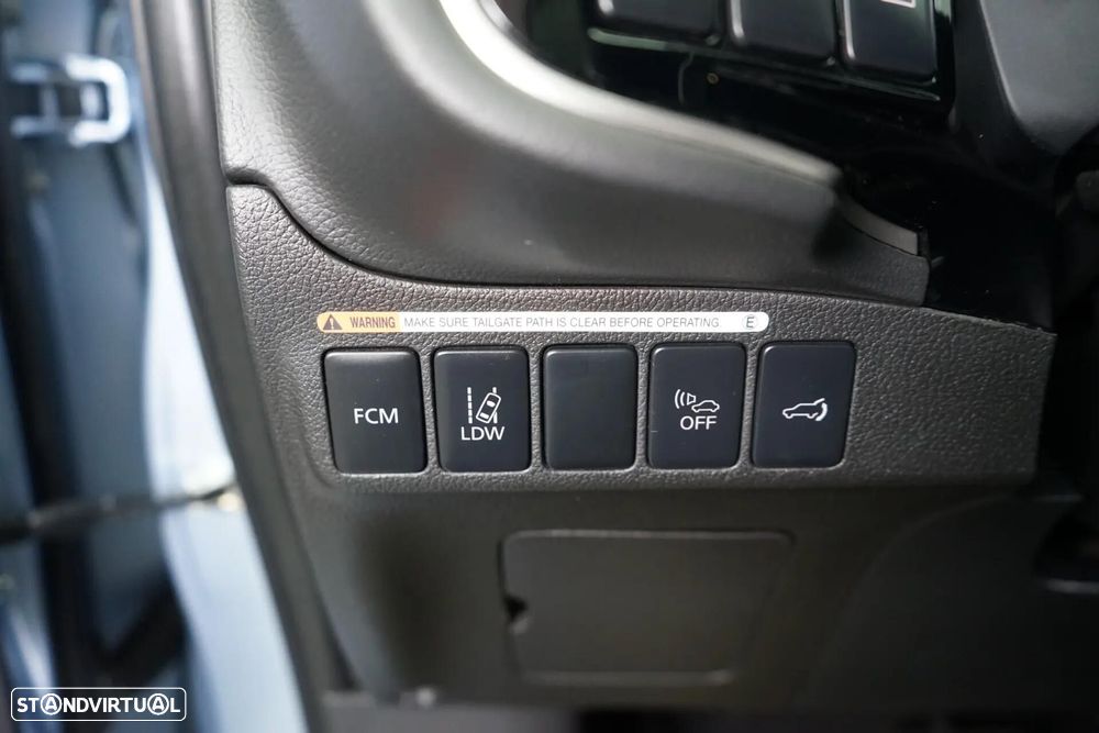 Mitsubishi Outlander 2.0 4WD - 31