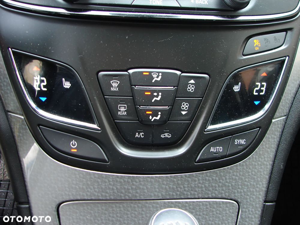 Opel Insignia - 19