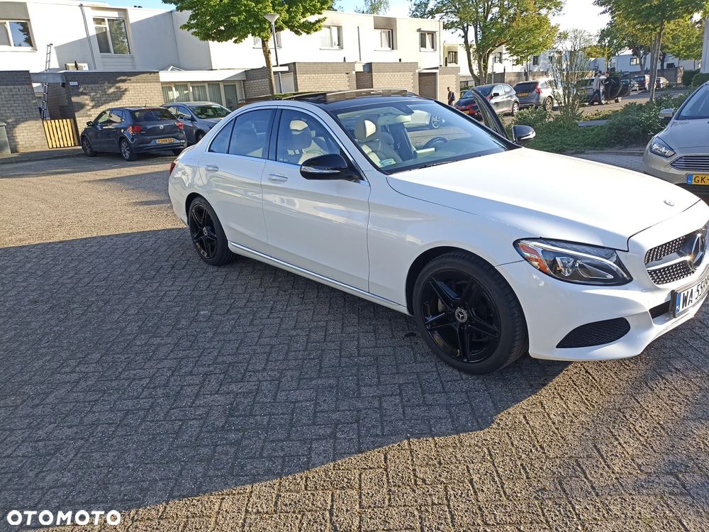 Mercedes-Benz Klasa C 300 7G-TRONIC - 4