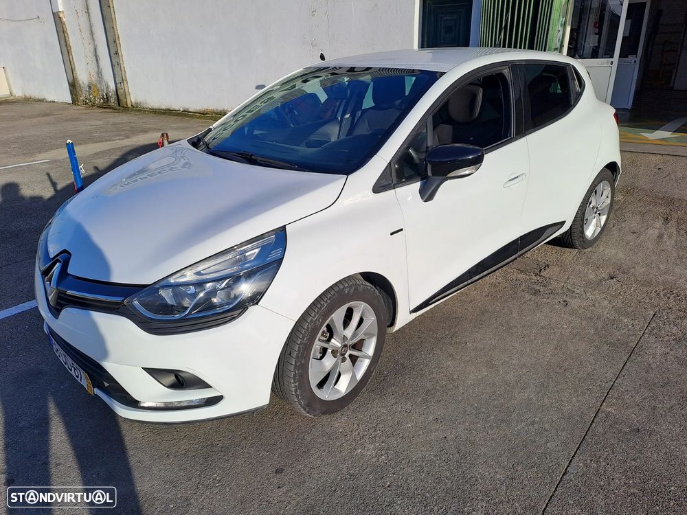 Renault Clio 0.9 TCE Limited - 1