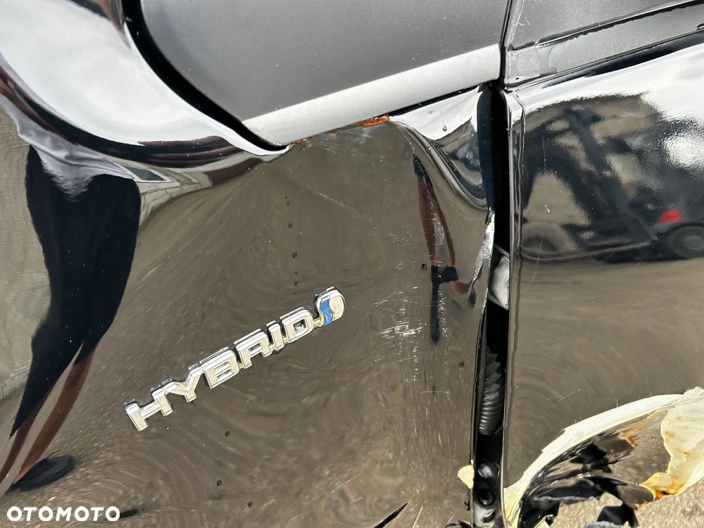 Toyota Prius Hybrid - 17