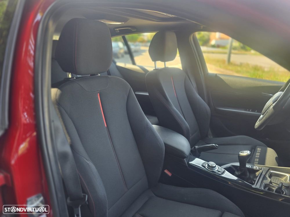 BMW 118 i Sport Line - 12