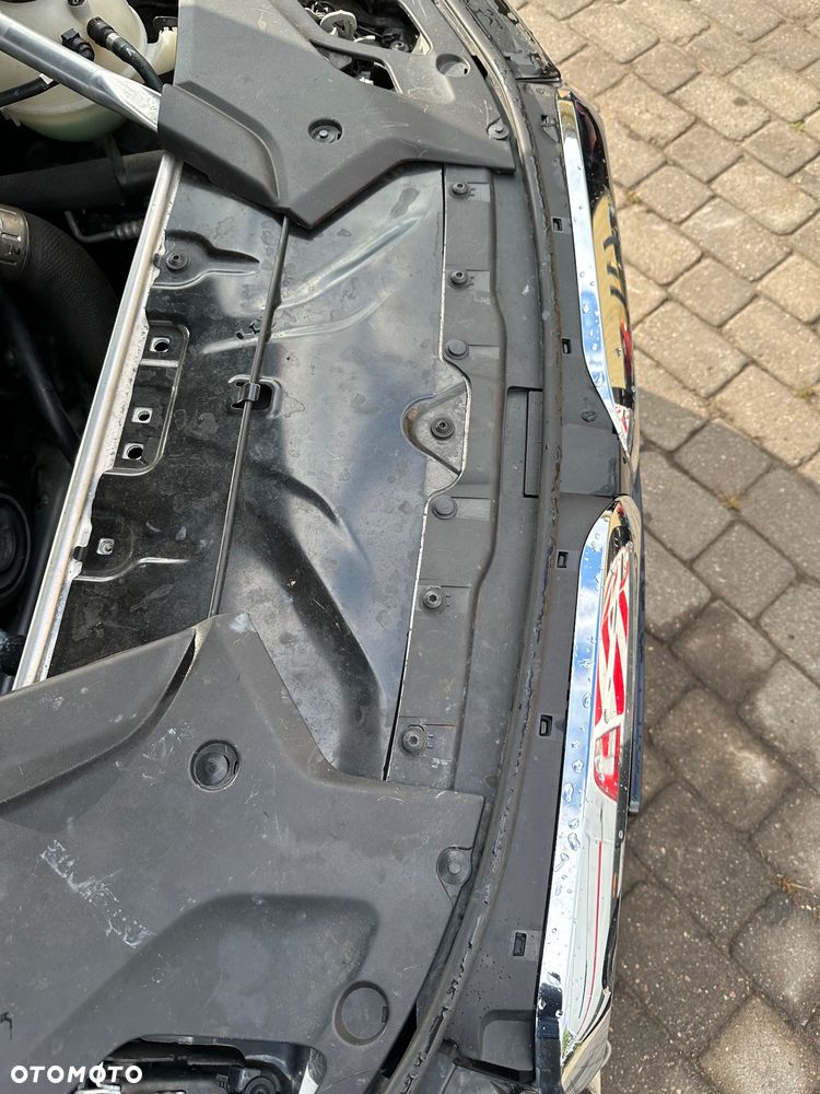BMW Seria 5 520d Sport Line - 40