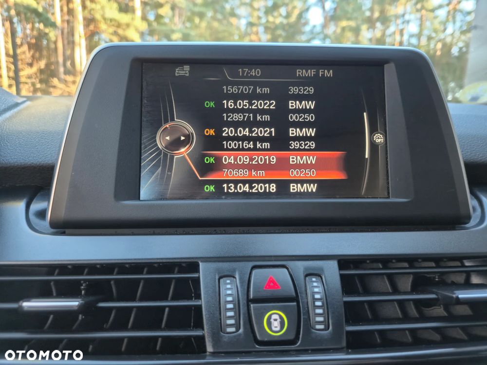 BMW Seria 2 218d Sport-Aut Luxury Line - 32