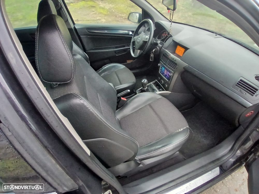 Opel Astra 1.9 CDTI Cosmo - 9