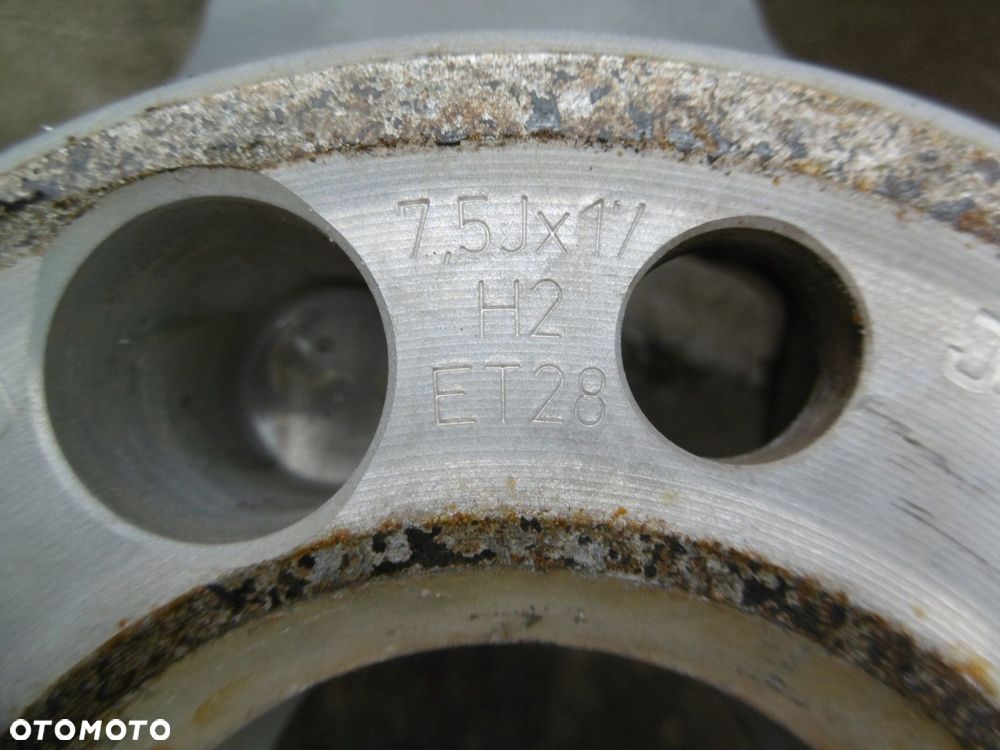 AUDI A5 8T0 7.5Jx17H2 ET28 5x112 - felga - 7