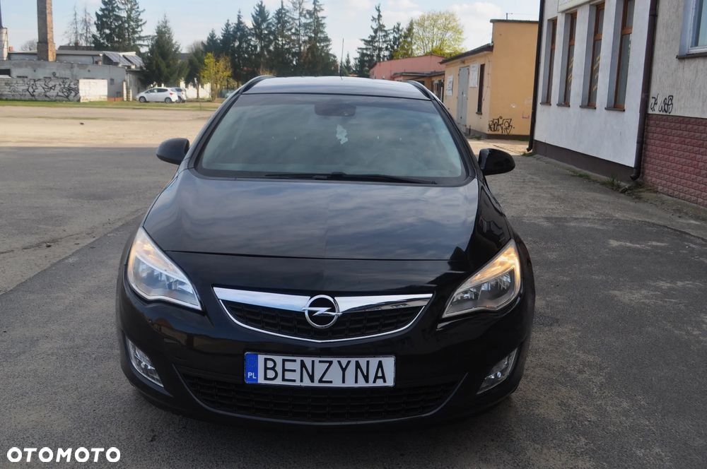 Opel Astra 1.4 Turbo - 1