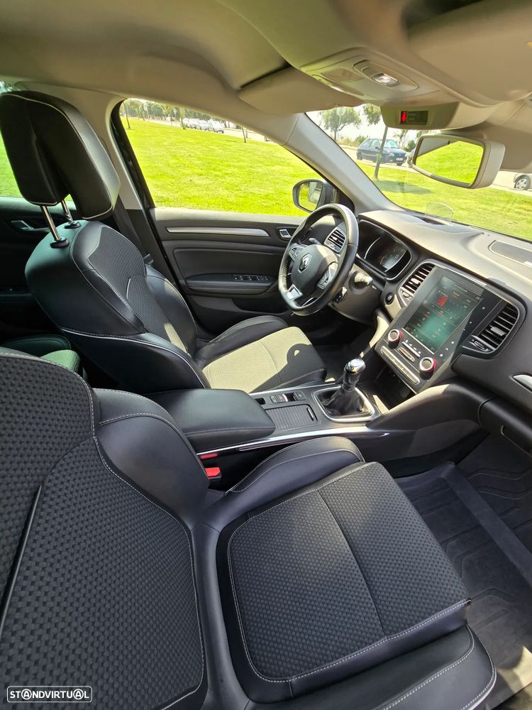 Renault Mégane 1.5 dCi Bose Edition - 16