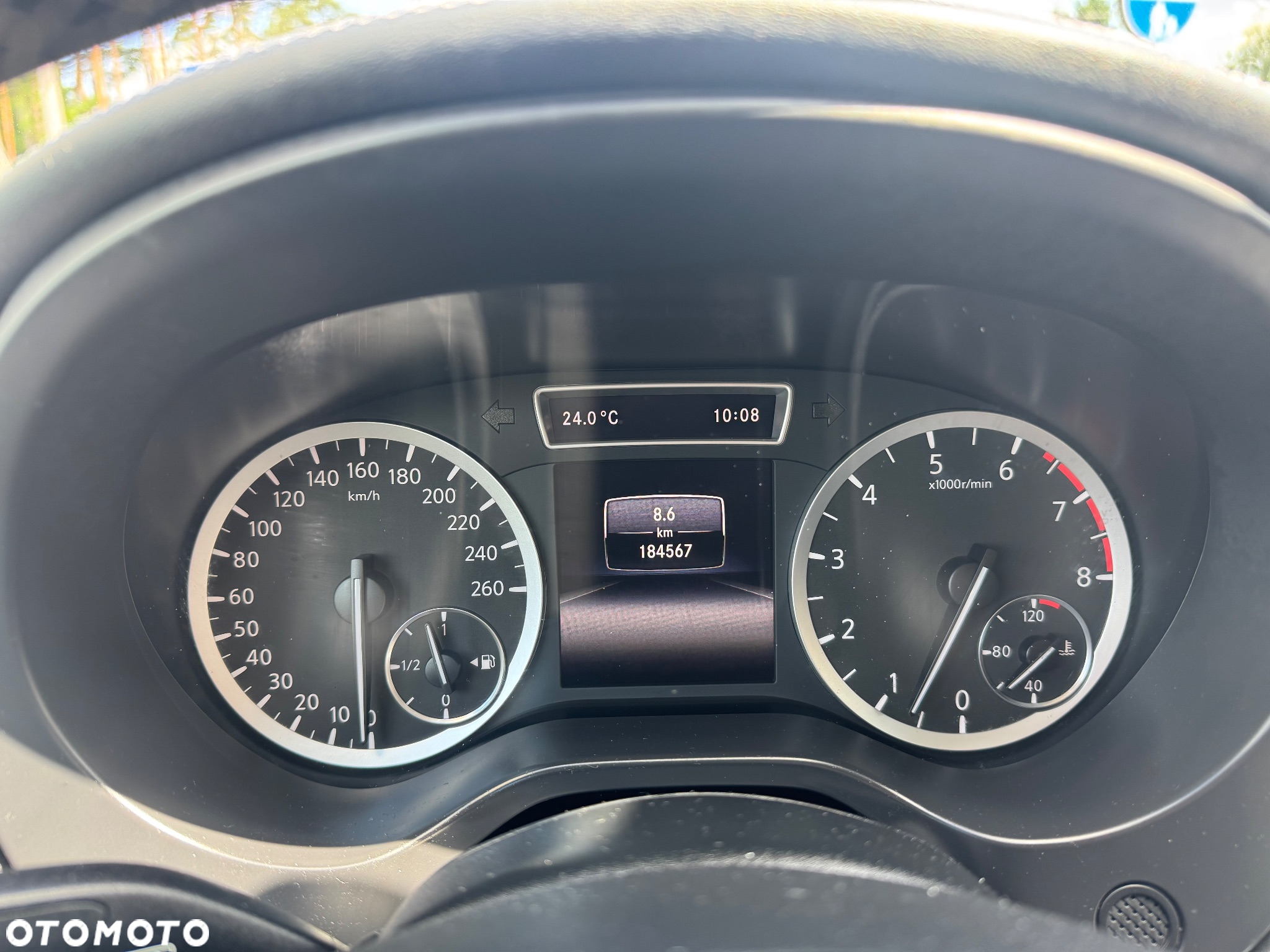 Infiniti Q30 1.6t - 17