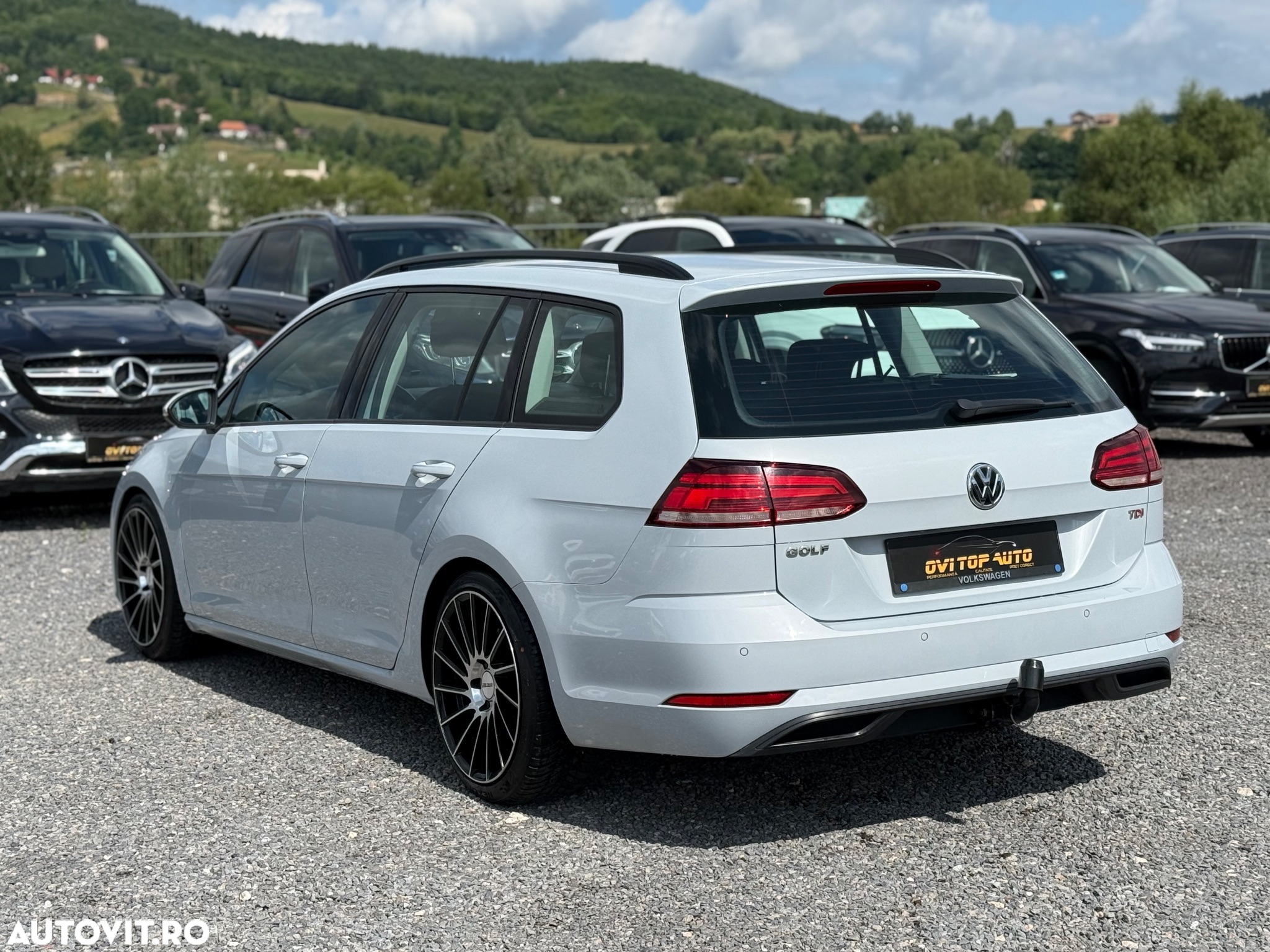 Volkswagen Golf 1.6 TDI (BlueMotion Technology) Trendline - 4