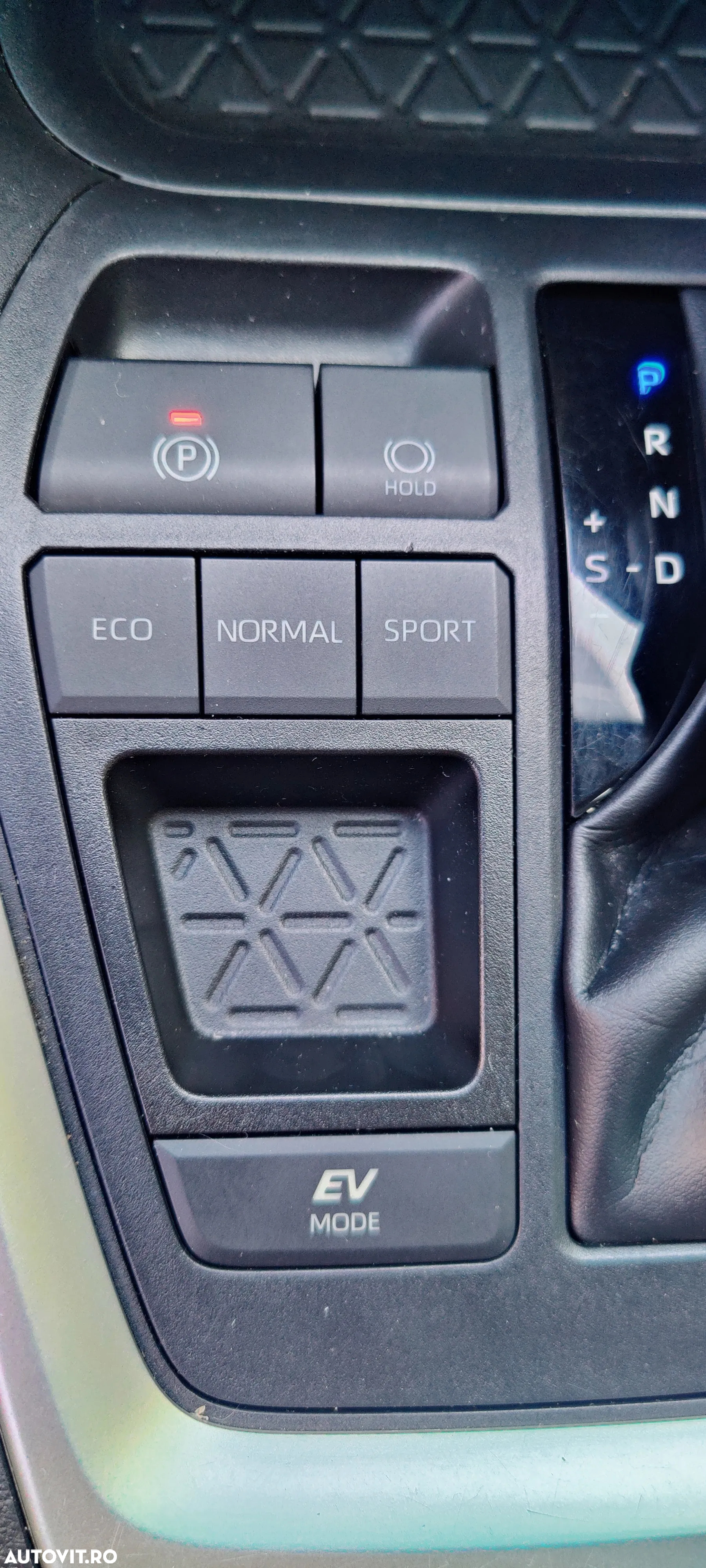Toyota RAV4 2.5 Hybrid VVT-iE 4x2 Dynamic - 11
