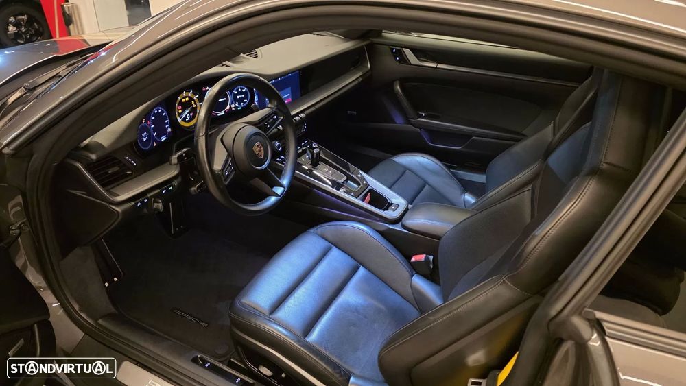 Porsche 911 (992) Carrera S PDK - 40