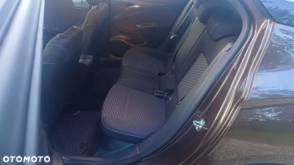 Opel Astra 1.4 Turbo Edition - 15