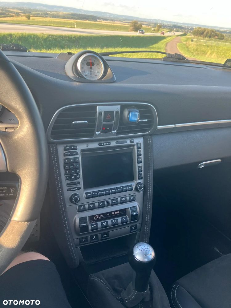 Porsche 911 Carrera S - 7