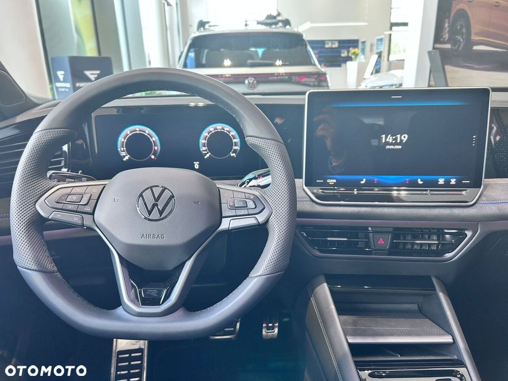Volkswagen Tiguan - 20